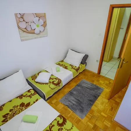 Apartments Marija Apartment